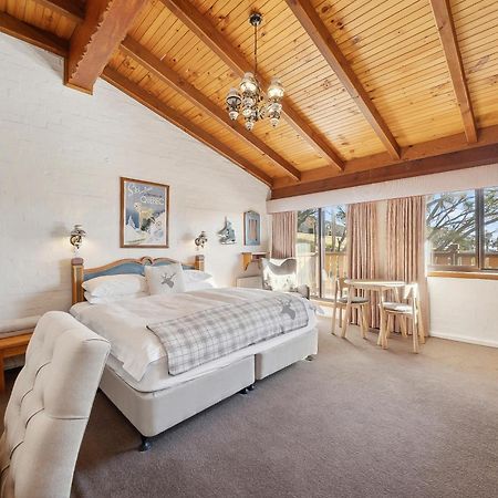 Hotel Pension Grimus Mount Buller Exterior foto